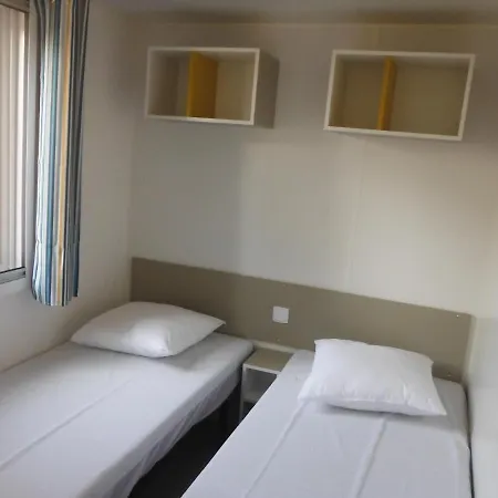 Camping L'Elephant Saint-Raphaël Buitenkant foto